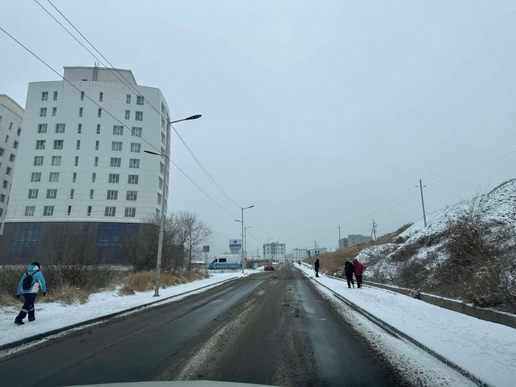 Хан-Уул дүүрэгт зам талбайн цэвэрлэгээ 12:00 цагийн байдлаар