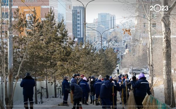 “Ердөө 90 минут” бүх нийтийн их цэвэрлэгээнд Баянзүрх дүүрэг идэвхтэй оролцлоо