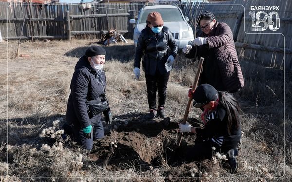 Засаг даргын орлогч Г.Жаргалсайхан: Баянзүрх дүүрэгт хавар тарьсан модны ургалт 75 хувьтай байна 